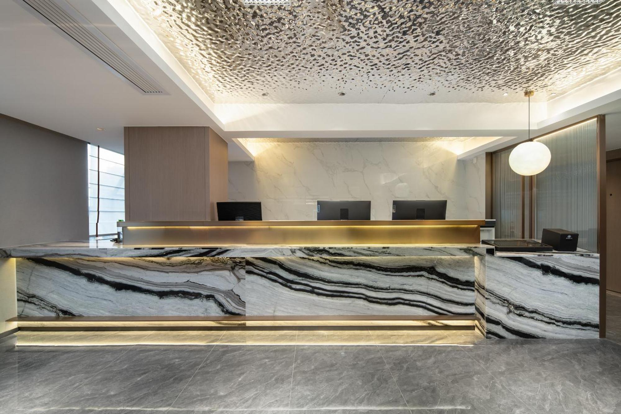 Yizhi Hotel Changgang Metro Station - Free Shuttle Bus During Canton Fair Exterior photo