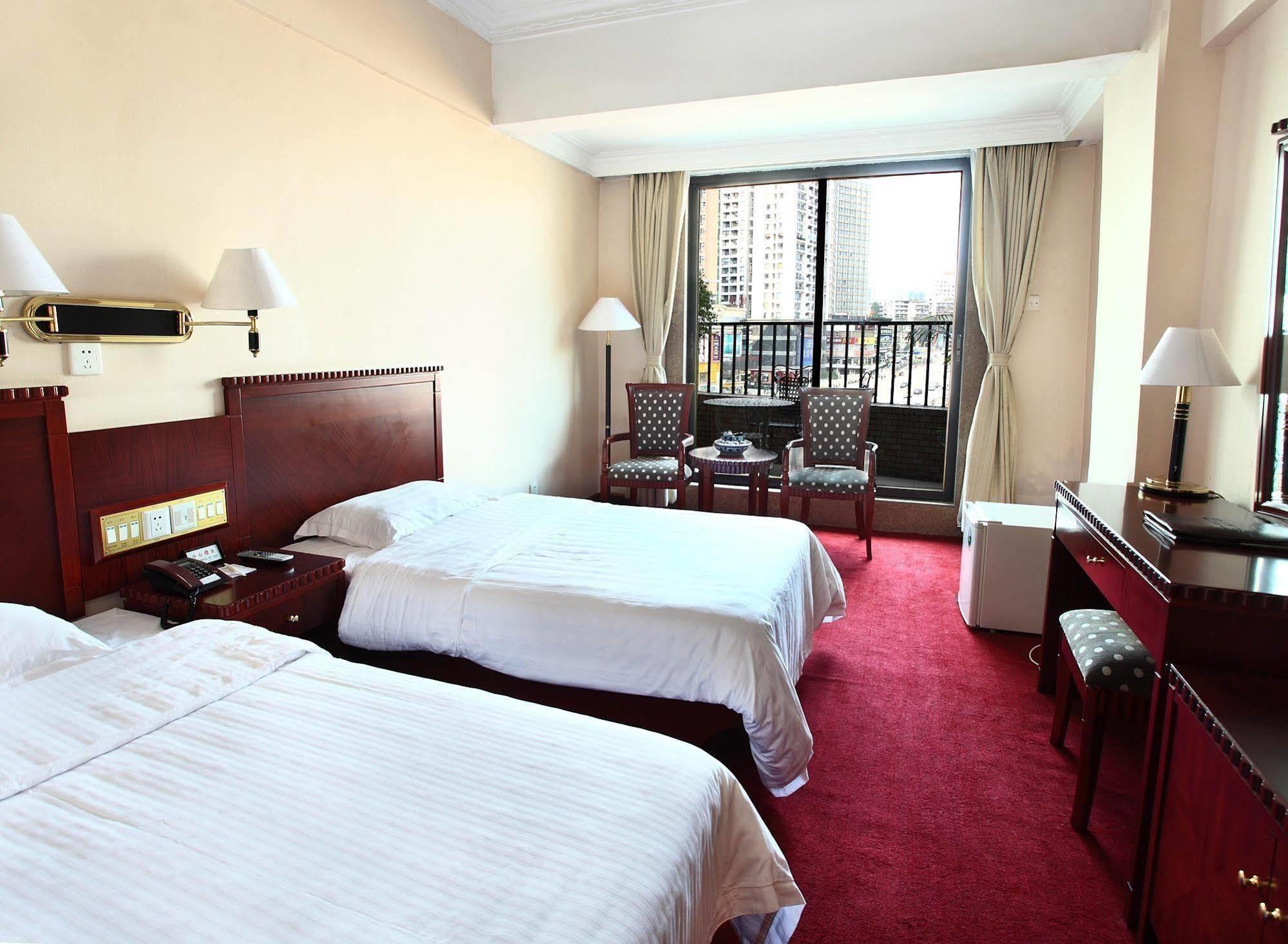 Yizhi Hotel Changgang Metro Station - Free Shuttle Bus During Canton Fair Exterior photo