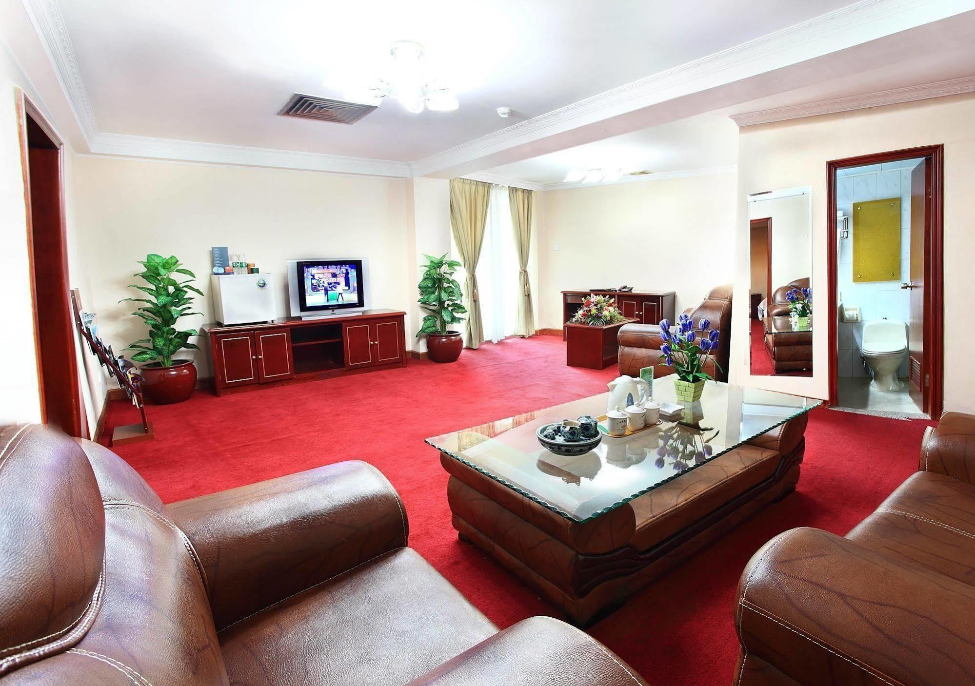 Yizhi Hotel Changgang Metro Station - Free Shuttle Bus During Canton Fair Exterior photo